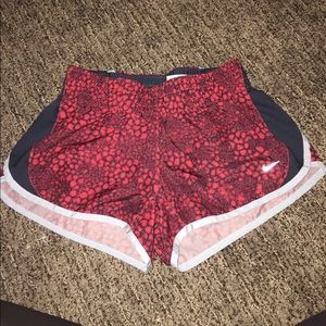 Nike shorts size xs